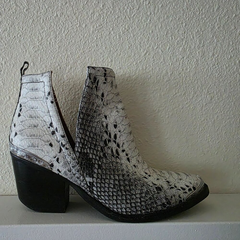 Jeffrey Campbell Cromwell Snake skin booties